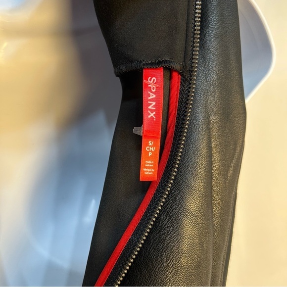 Spanx Faux Leather Combo Fitted Dress Knee Length Sophisticated Classy Size S - Picture 9 of 16